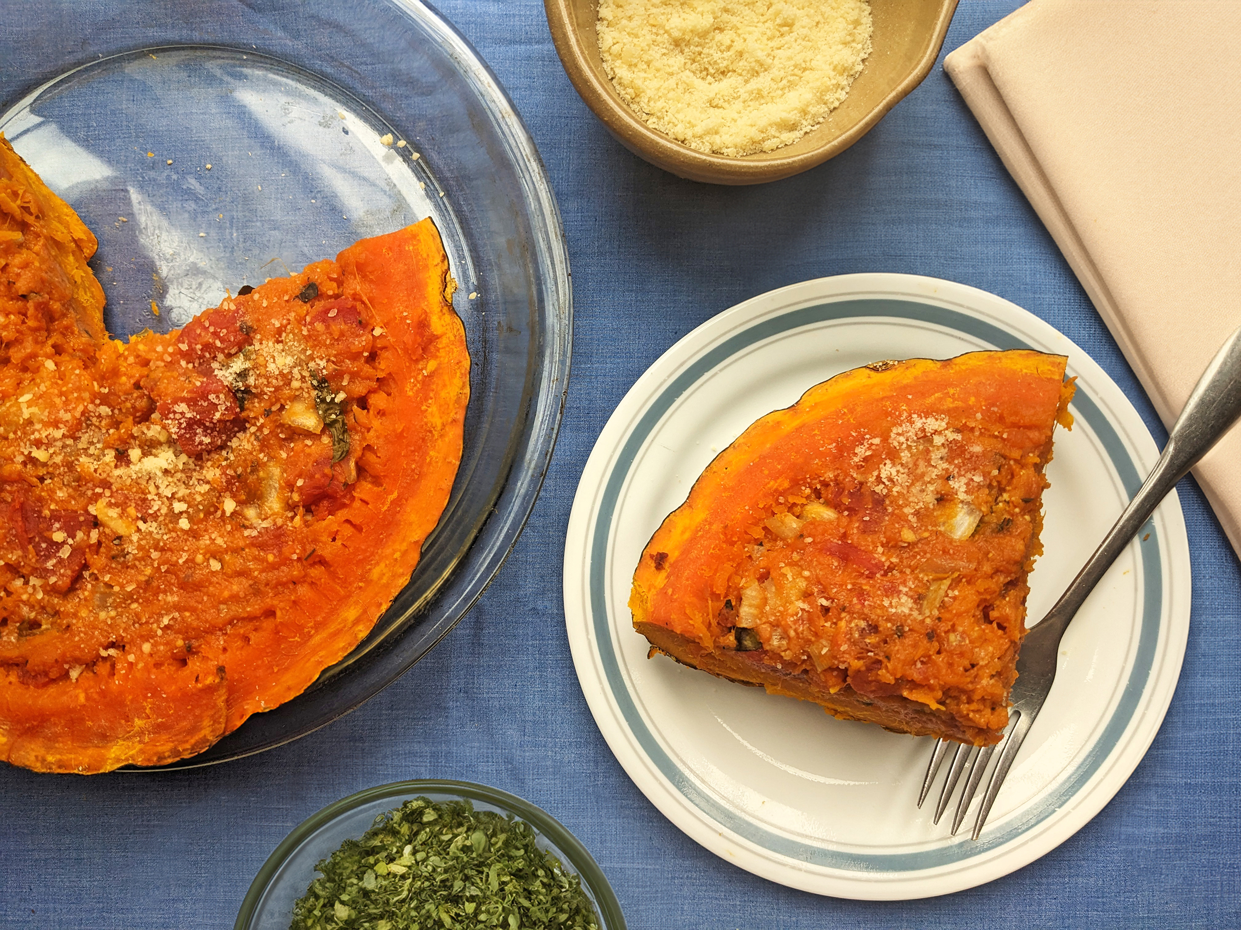 serving cooked stuffed squash